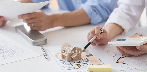 リフォーム計画中のイメージ写真